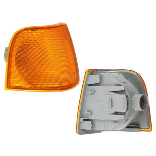 Габарит AUDI 100 83-90 прав желтый TYC