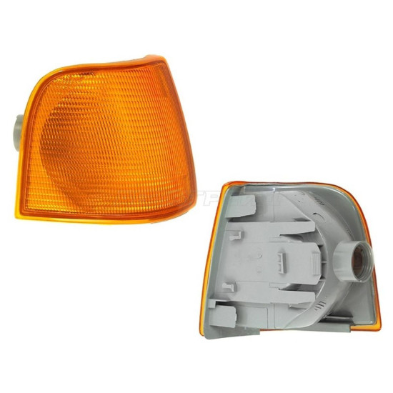Габарит AUDI 100 83-90 прав желтый TYC